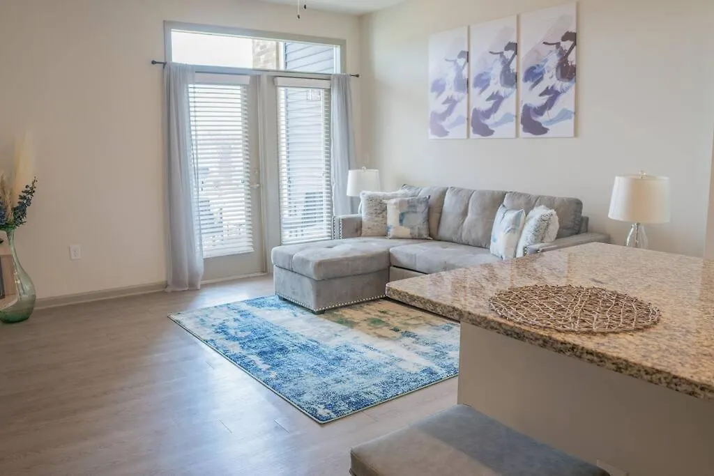 Modern And Spacious King Size Retreat Concord